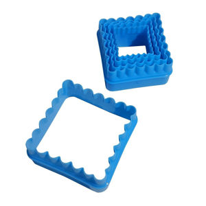 Imagen de Moldes cortadores para galletas cuadradas 5 unidades