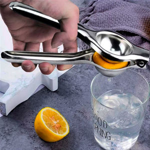 Imagen de Exprimidor de limón metálico manual tipo pinza