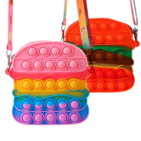 Imagen de Cartera pop it con tira