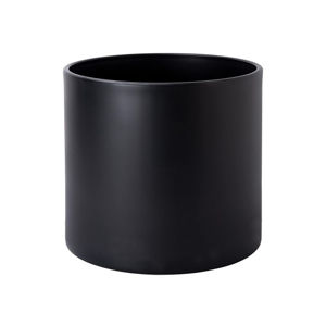 Imagen de Maceta Plástica con drenaje color negro