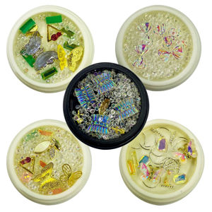 Imagen de Apliques y  piedras 3D para decoración de uñas - Diseños urtidos