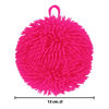 Imagen de Pelota pinchitos peluda C/U para colgar- 23cm.-4 colores