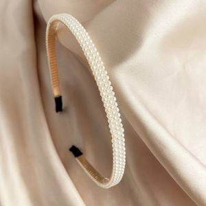 Imagen de Vincha tiara - 3 líneas de perlas - Accesorios Ushas