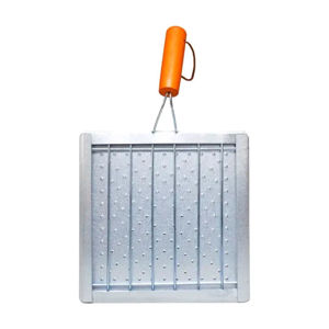 Imagen de Tostadora clasica para fuego con mango madera